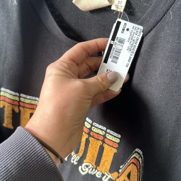 Tequila, graphic tee - Picture 4 of 4